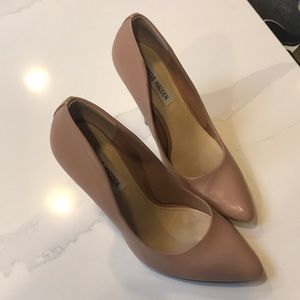 Steve Madden nude heels
